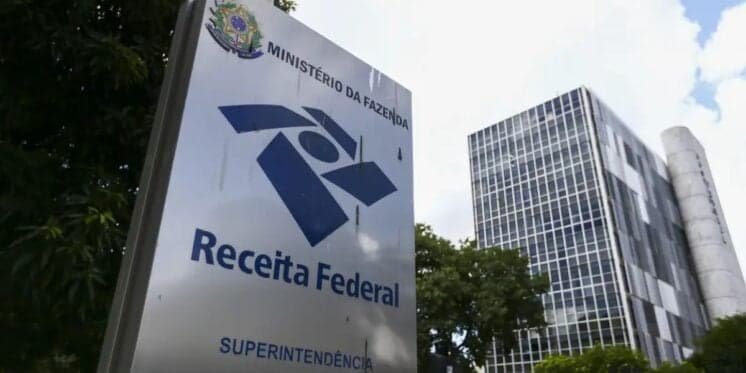 A receita esconde de você: Como restituir muito mais e pagar muito menos Imposto de Renda seguindo 7 passos