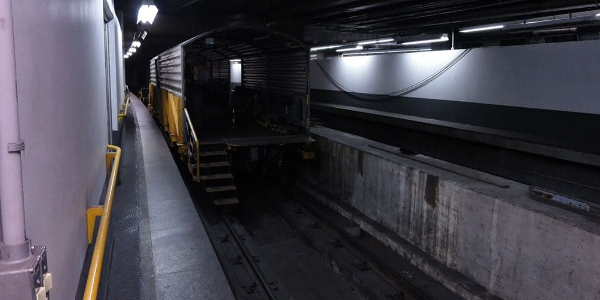 Ramal Moema foi abandonado mesmo com mais de 200 metros de trilhos (Reprodução/Foto: Jorge Luís/Fórum TGVBR)