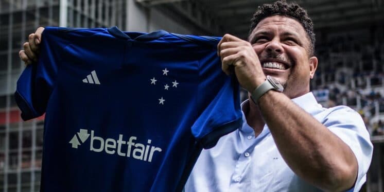 Rasteira em Casares: Ronaldo age mais rápido que o São Paulo e Cruzeiro assina com craque multimilionário