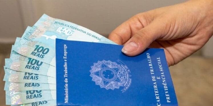 Adeus aos R$1621: Novos valores do salário mínimo para 2027, 2028 e 2029 são projetados a CLTs hoje (17)