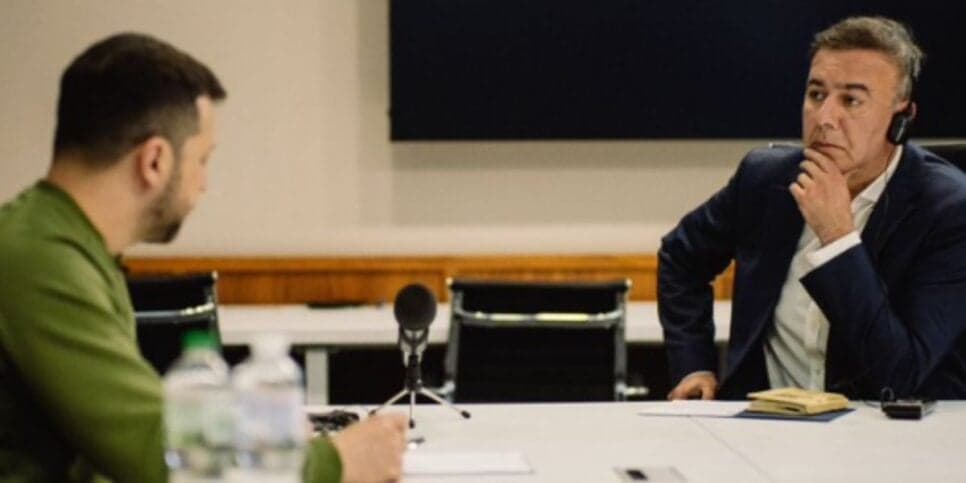 Volodymyr Zelensky, presidente da Ucrânia, fala ao SBT