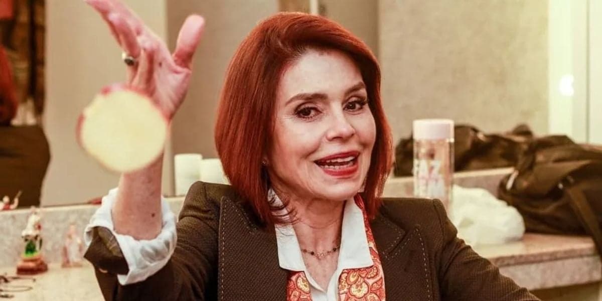 http://tvfoco.uai.com.br/wp-content/uploads/2015/05/Daniela-Mercury.jpg