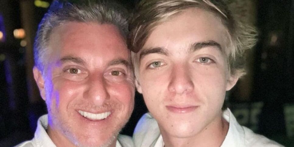 Luciano Huck já está menor do que o seu filho mais velho (Reprodução: Instagram)