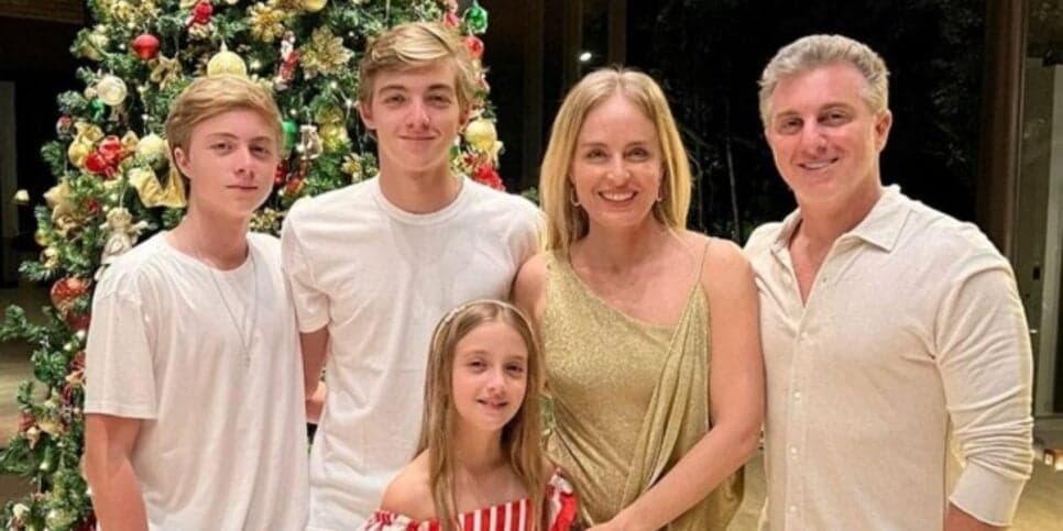 A família junta no Natal (Reprodução: Instagram)