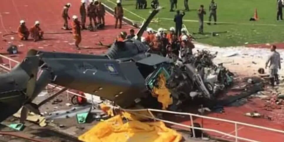 A queda do helicóptero matou todos os 10 tripulantes (Reprodução: Governo da Malásia)