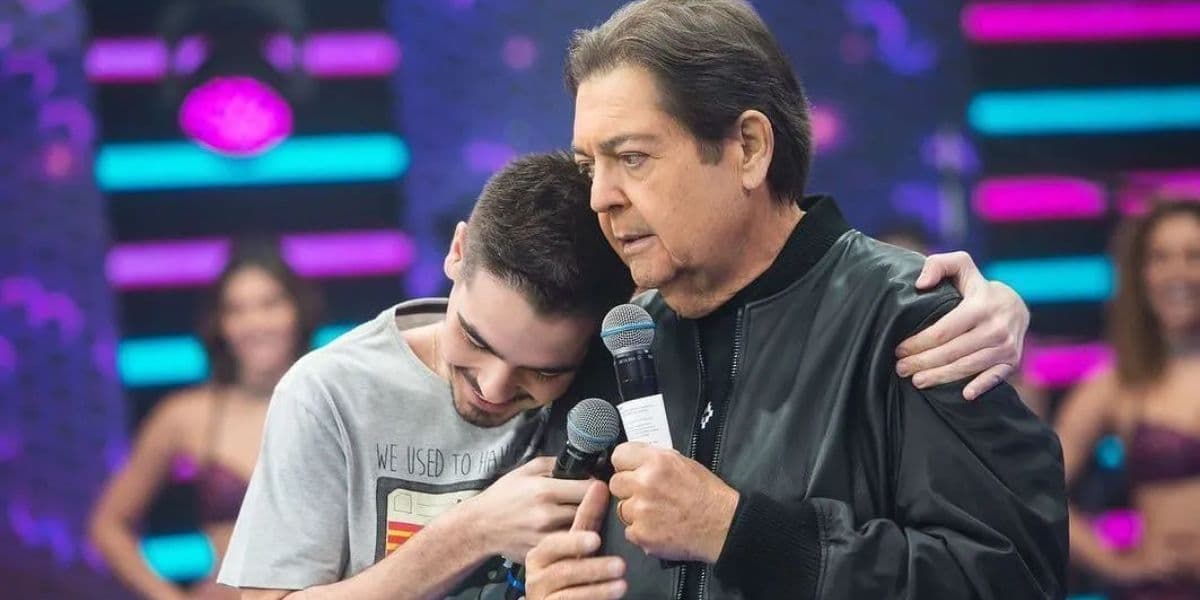 http://tvfoco.uai.com.br/wp-content/uploads/2015/05/Daniela-Mercury.jpg