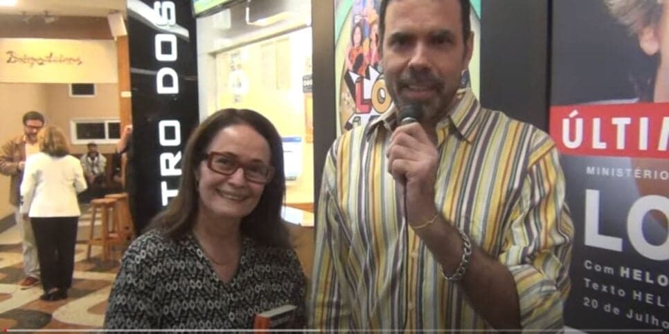 Uma das últimas entrevistas dadas pela atriz, ao canal '10 Minutos de Arte' (Reprodução: Youtube)