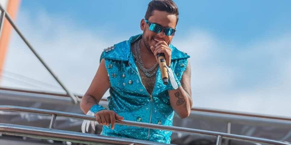 Thiago Aquino celebra aniversário com gravação de novo DVD “Intimidade” em Salvador