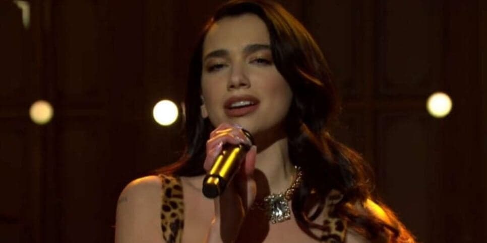 Imperdível: Dua Lipa é a anfitriã e atração musical do SATURDAY NIGHT LIVE