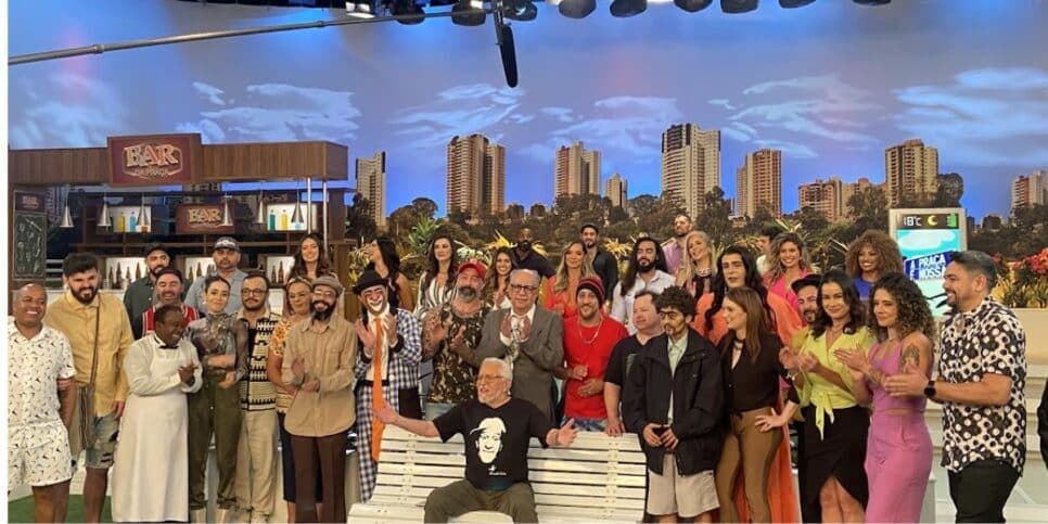Hoje: “A Praça é Nossa” celebra 70 anos de carreira de Carlos Alberto de Nóbrega