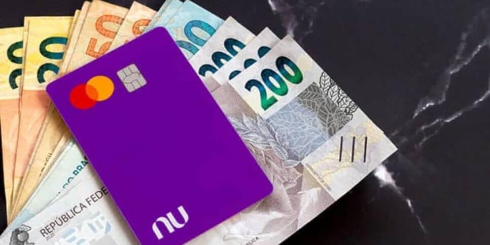 Adeus da poupança, dinheiro de volta e R$ 10 mil pra qualquer CPF: 3 truques para bombar sua conta no Nubank