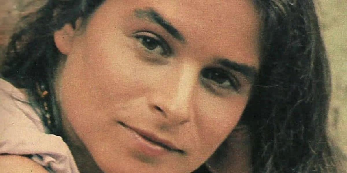 http://tvfoco.uai.com.br/wp-content/uploads/2015/05/Daniela-Mercury.jpg