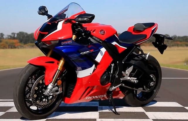 Honda CBR 1000RR (Foto: Reprodução / Honda)
Honda CBR 1000RR (Foto: Reprodução / Honda)