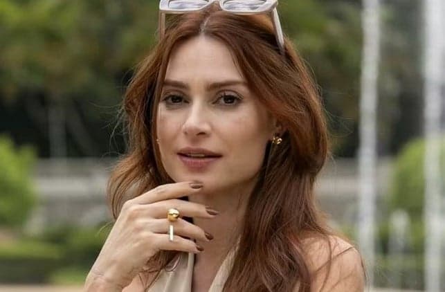 Elisa (Thaila Ayala) em Família é Tudo (Foto: Reprodução / Globo)

