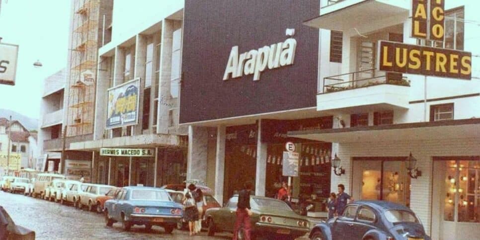 Lojas Arapuã entre os anos 80 e 90 (Foto Reprodução/Internet)