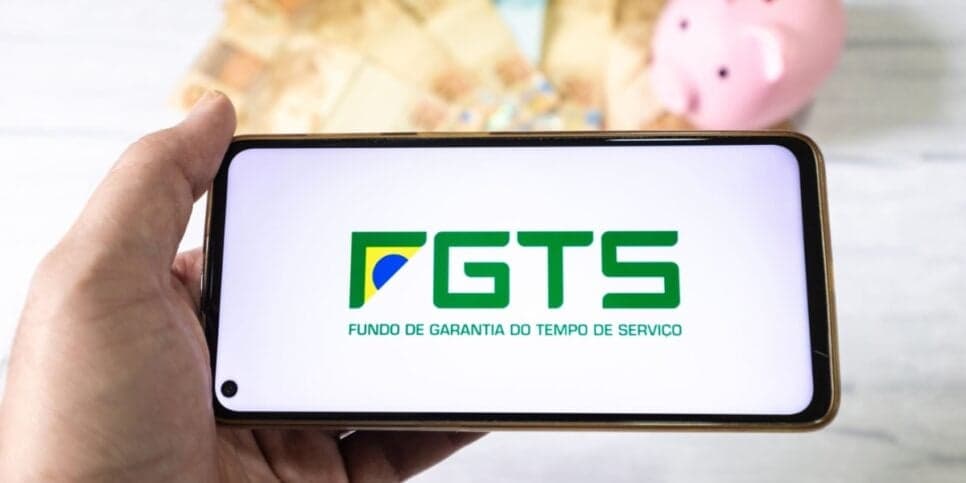 4 salários mínimos direto na conta + adicional de R$ 2.900: FGTS está liberando 6 benefícios totalmente ONLINE