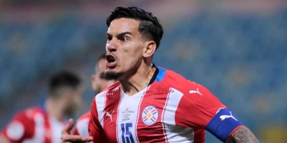 Gustavo Gómez é um dos principais nomes do Paraguai (Reprodução: Internet)