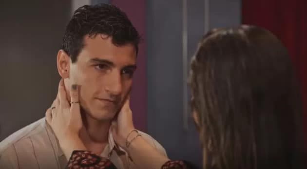 Murilo e Electra em Família é Tudo (Foto: Reprodução / Globo)
