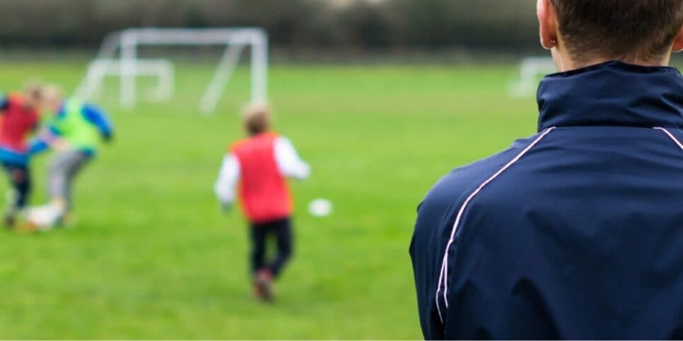 Técnico de futebol é preso por estupro - (Foto: Reprodução / Internet)