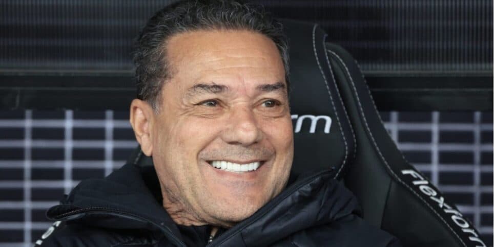 Retorno triunfal após 7 meses da demissão do Corinthians: Luxemburgo assina contrato com novo gigante no Brasil