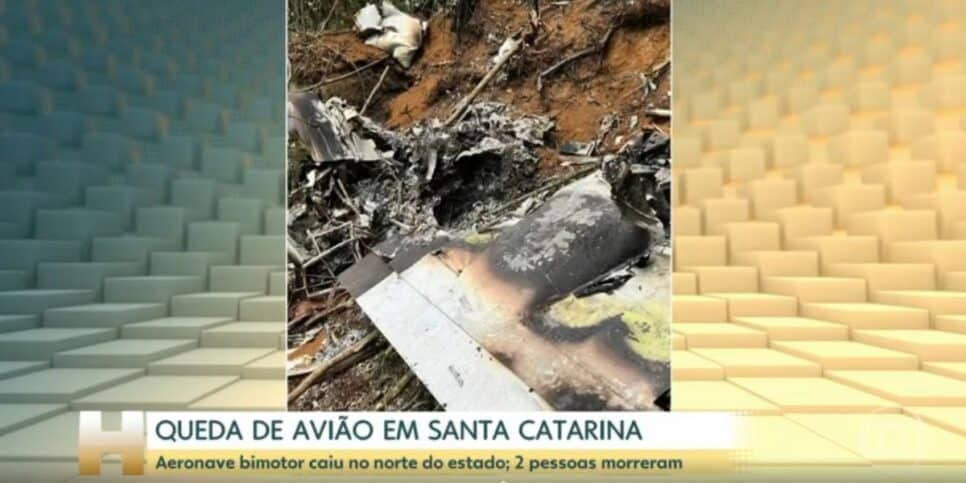 Destroços de avião (Foto: Reprodução / Globo)