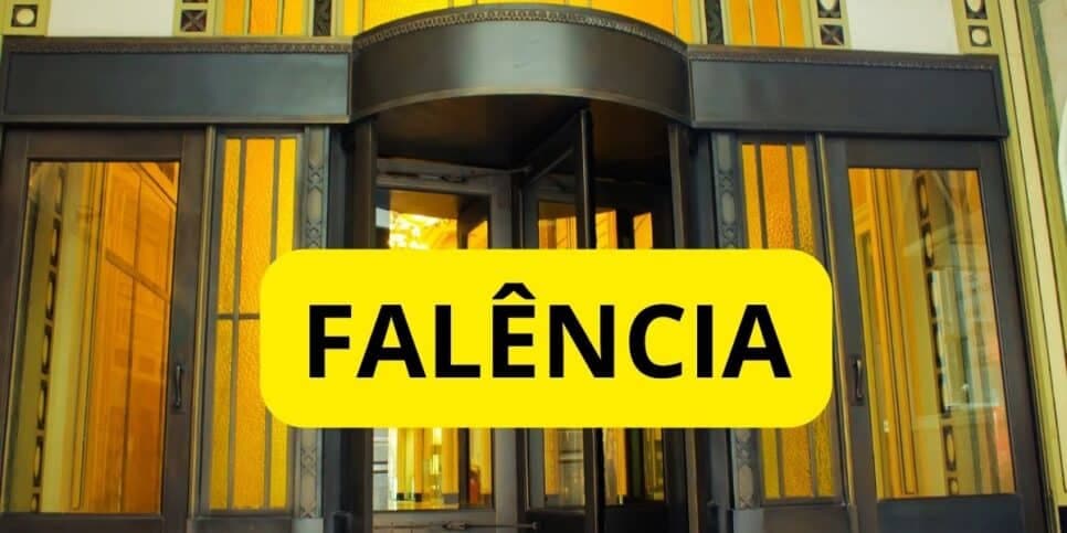 Rombo milionário e intervenção às pressas do BC: Os 2 bancos gigantes do Brasil aniquilados com falência
