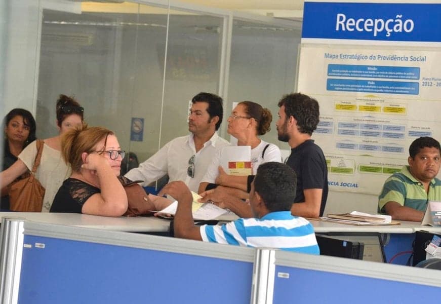 http://tvfoco.uai.com.br/wp-content/uploads/2015/05/Daniela-Mercury.jpg
