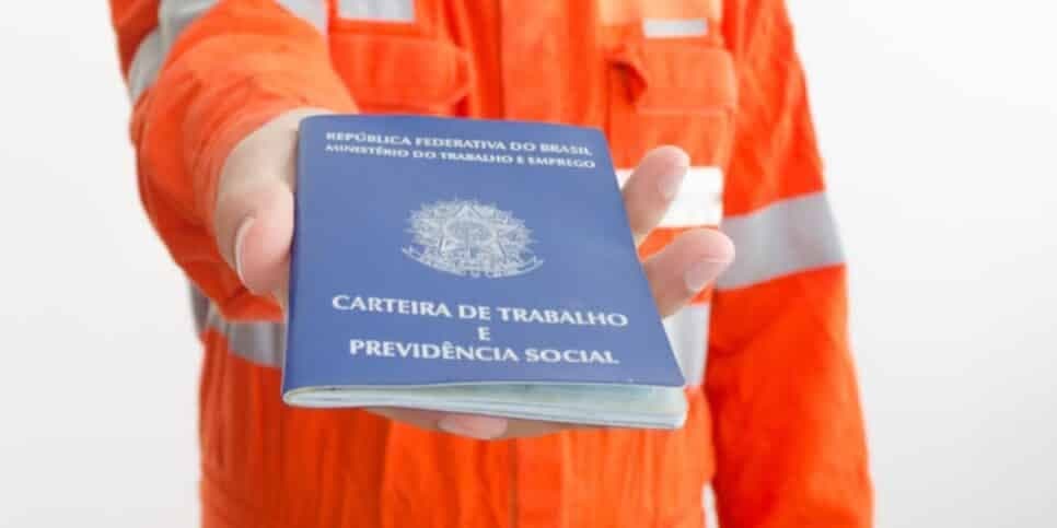 Salário mínimo de R$2512 em vigor: Milhares de CLTs em festa com disparada e dinheiro caindo na conta em 2024