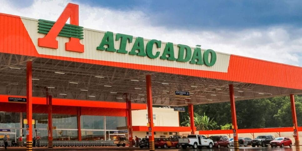 Atacadão, Makro, Carrefour