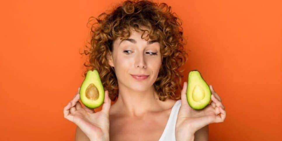 Abacate: A Fruta Mais Nutritiva do Mundo e Seus Benefícios Surpreendentes