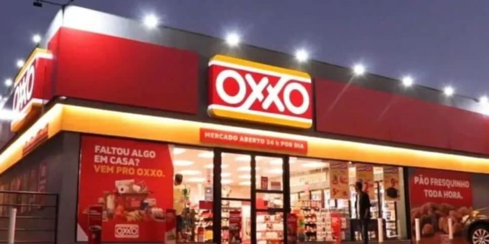 Prateleiras esvaziadas, funcionários apavorados e clientes em alerta: Oxxo afunda com 2 terrores em SP