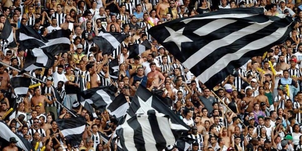 Milhões na mesa e 3 craques de uma vez: Vazou o pacotão de reforços do Botafogo para ser campeão em 2024