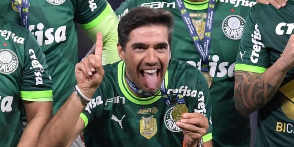 Abel Ferreira tem que tomar duras decisões ao longo da temporada (Reprodução: Cesar Greco) Abel Ferreira tem que tomar duras decisões ao longo da temporada (Reprodução: Cesar Greco)