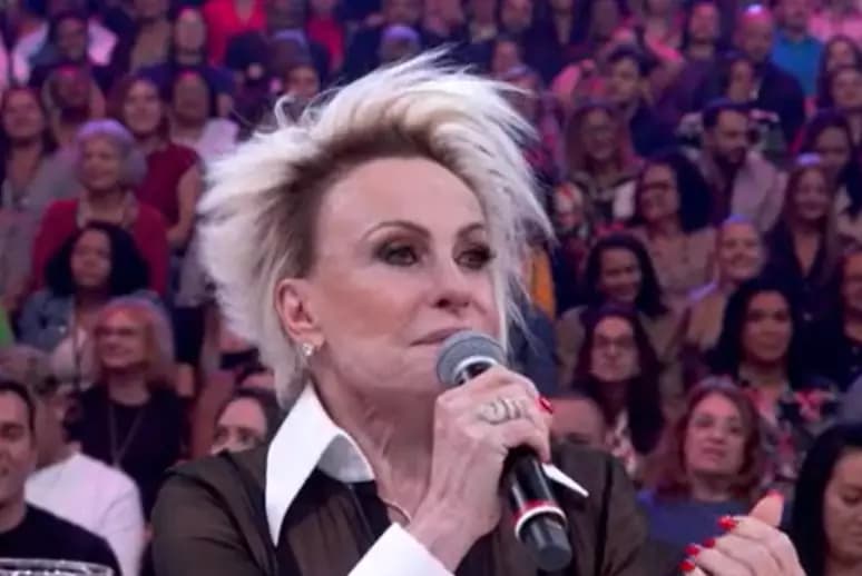 http://tvfoco.uai.com.br/wp-content/uploads/2015/05/Daniela-Mercury.jpg