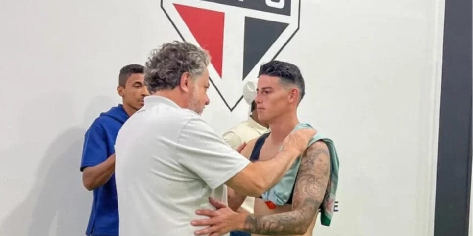"É uma decisão técnica": Casares se antecipa a Zubeldía e confirma desfecho de James Rodríguez no São Paulo