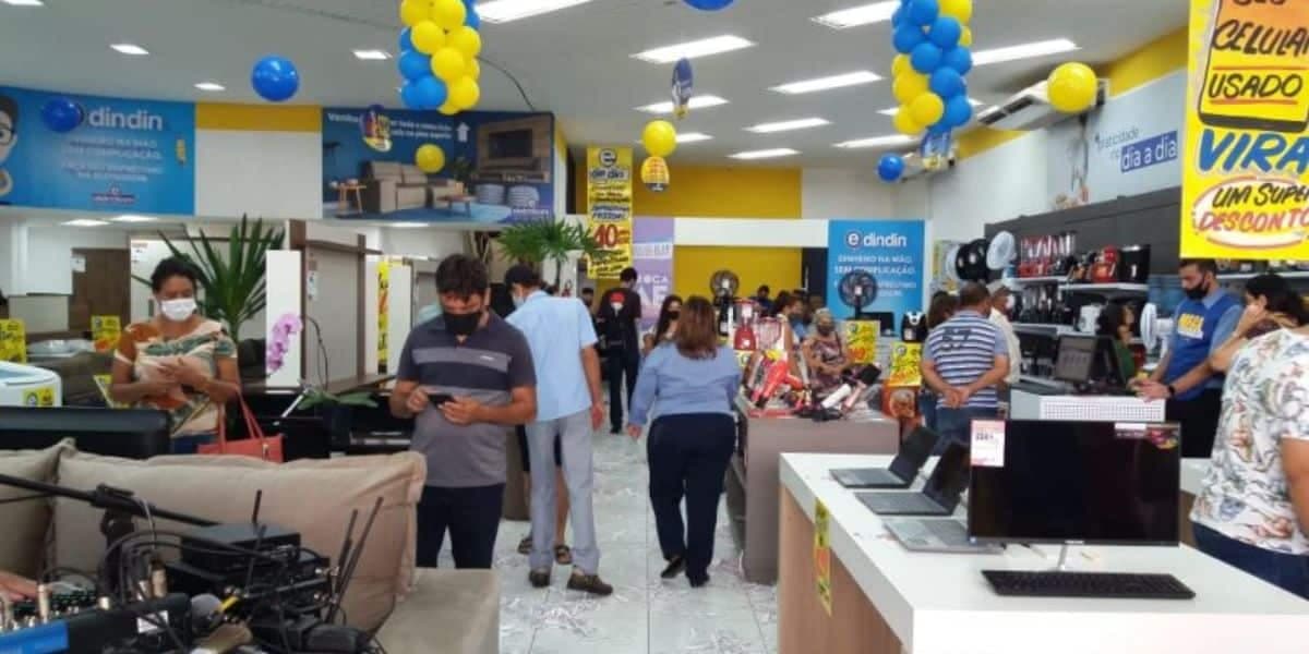 http://tvfoco.uai.com.br/wp-content/uploads/2015/05/Daniela-Mercury.jpg