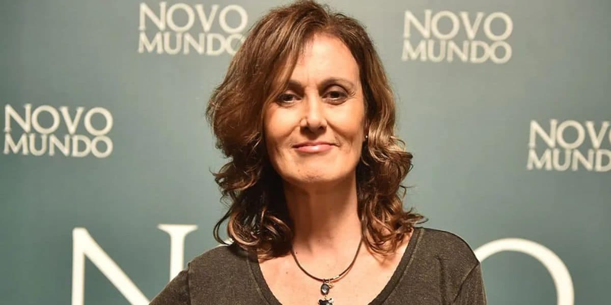 http://tvfoco.uai.com.br/wp-content/uploads/2015/05/Daniela-Mercury.jpg