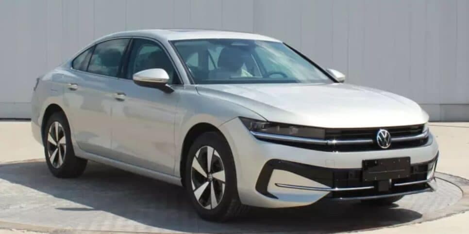 A versão sedã do Passat é apenas na China (Reprodução: MIIT China/Divulgação) A versão sedã do Passat é apenas na China (Reprodução: MIIT China/Divulgação)