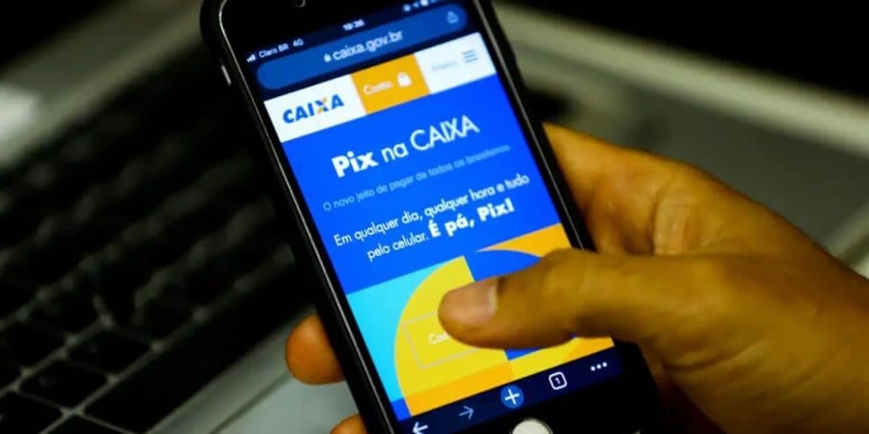 Decidido pelo Banco Central hoje (04): Record confirma virada no PIX para dar fim a serviço vital de bancos