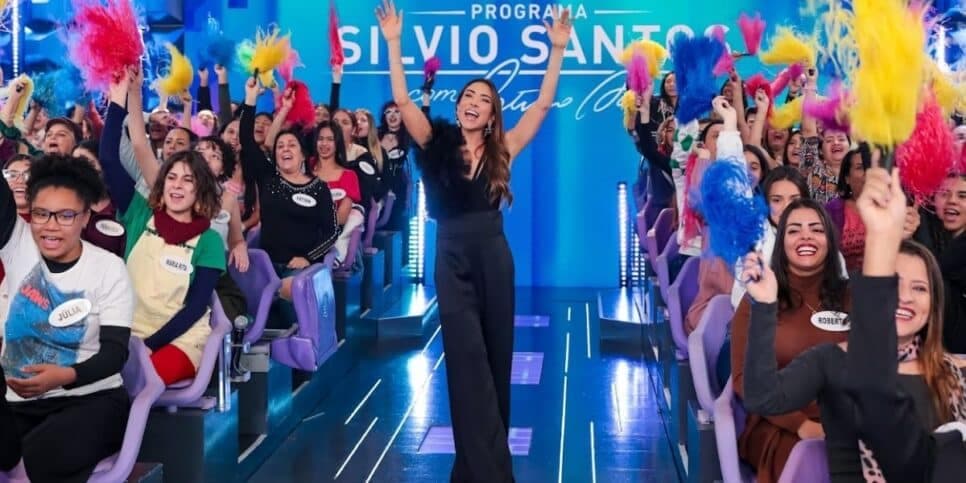 Patricia Abravanel apresenta “Programa Silvio Santos” com a participação do cantor Dilsinho, relembrando a trajetória do artista e como ela o conheceu