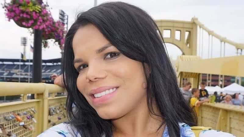 http://tvfoco.uai.com.br/wp-content/uploads/2015/05/Daniela-Mercury.jpg