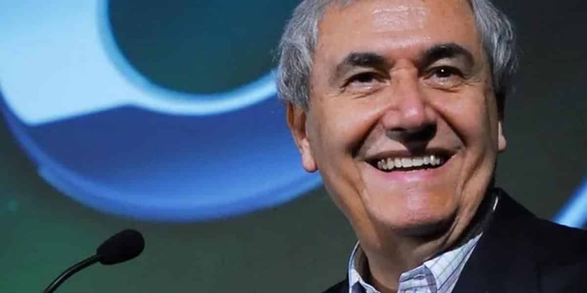 http://tvfoco.uai.com.br/wp-content/uploads/2015/05/Daniela-Mercury.jpg