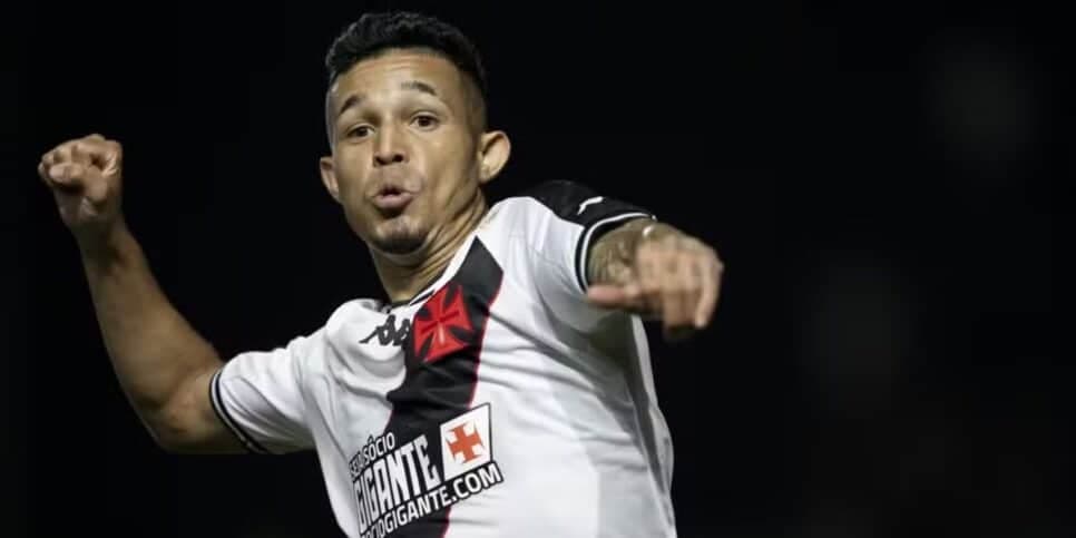 Adson se lesionou em agosto (Reprodução: Rodrigues/AGIF)