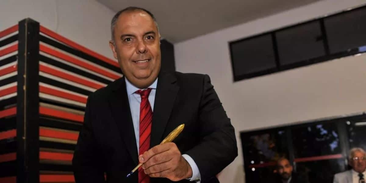 http://tvfoco.uai.com.br/wp-content/uploads/2015/05/Daniela-Mercury.jpg http://tvfoco.uai.com.br/wp-content/uploads/2015/05/Daniela-Mercury.jpg