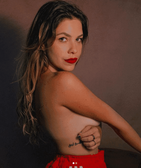 http://tvfoco.uai.com.br/wp-content/uploads/2015/05/Daniela-Mercury.jpg