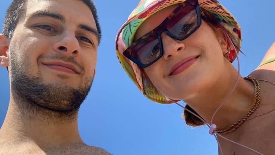 Filho de Bonner com sua amada em viagem (Foto: Reprodução/ Instagram)