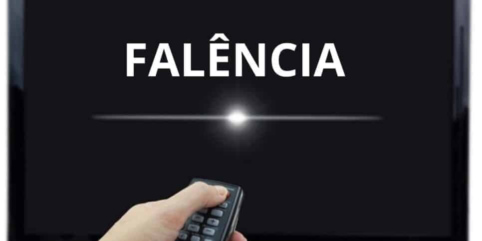 Sem programas, luz e à beira da falência: A emissora de TV que está prestes a fechar as portas