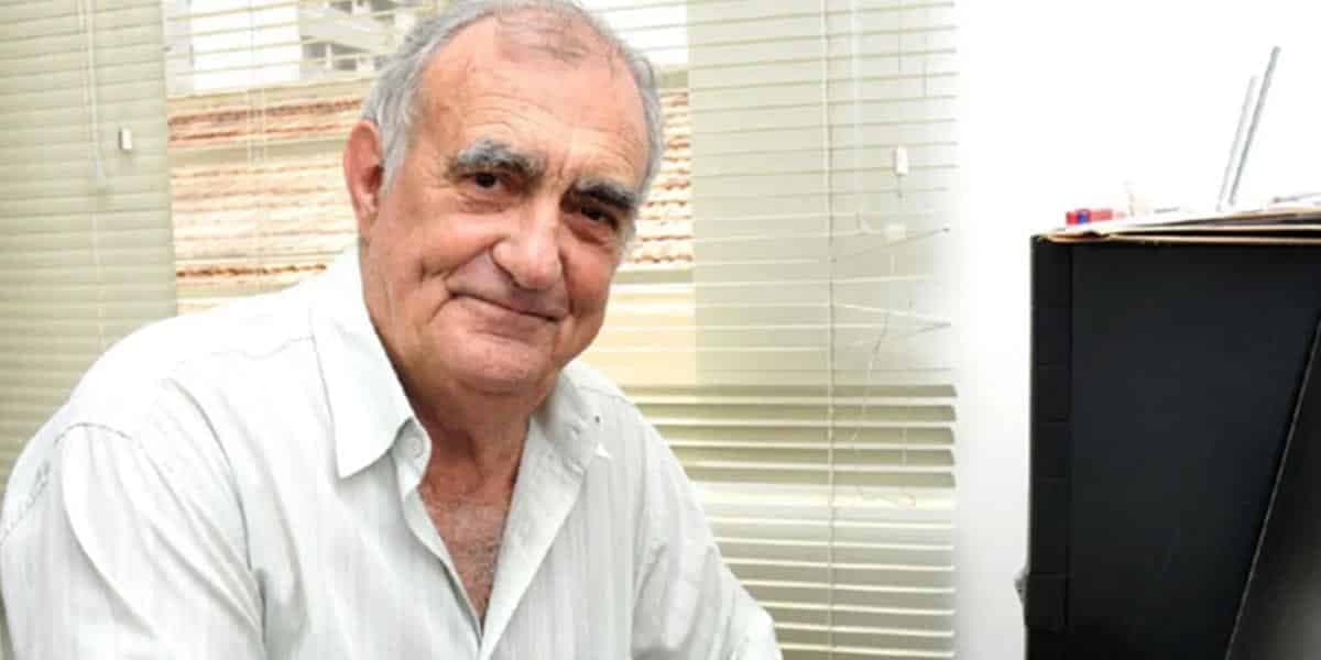 http://tvfoco.uai.com.br/wp-content/uploads/2015/05/Daniela-Mercury.jpg