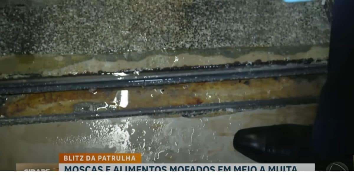 http://tvfoco.uai.com.br/wp-content/uploads/2015/05/Daniela-Mercury.jpg