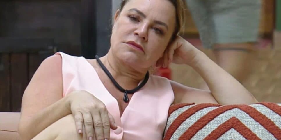 A Fazenda 16: Flor revela quanto ganhava no Fofocalizando e choca todo mundo